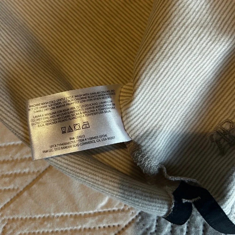 Banana Republic Luxe Performance Tee Mens XL Beige White Micro‎ Stripe Cotton